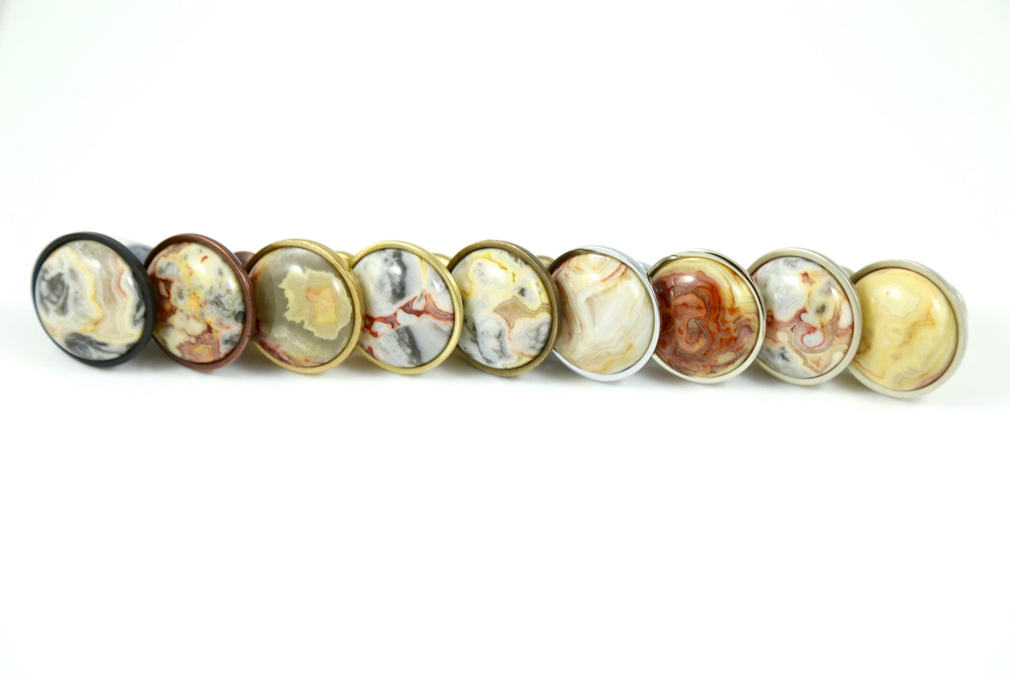 Fertile Crescent Knob