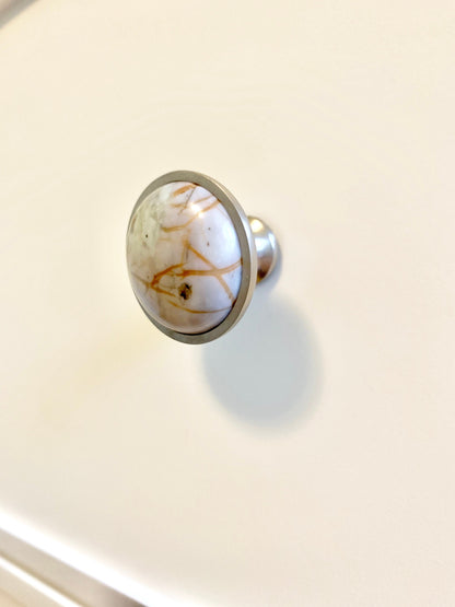 Picasso Knob