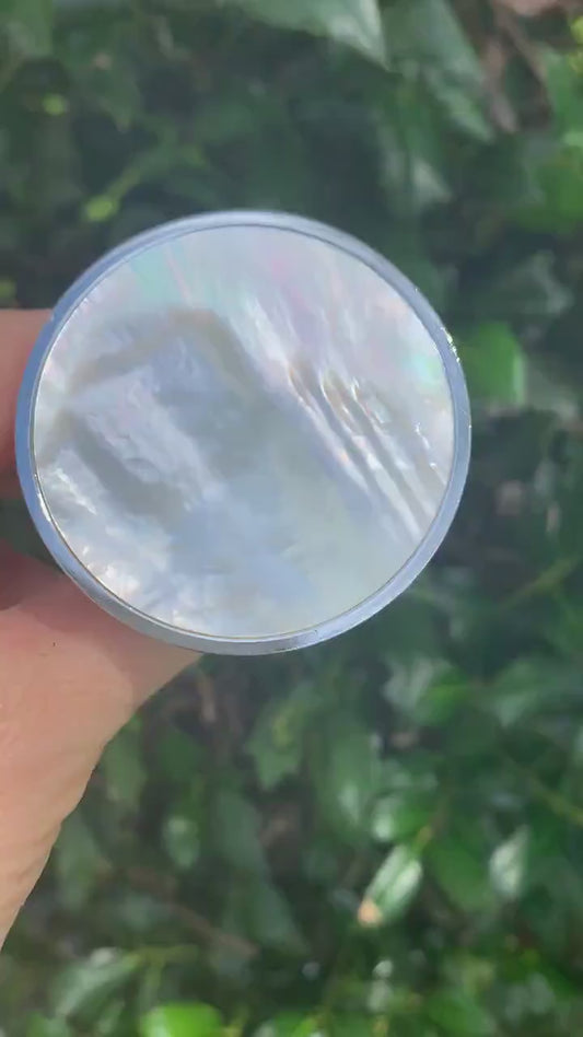 Large Mother of Pearl Knob